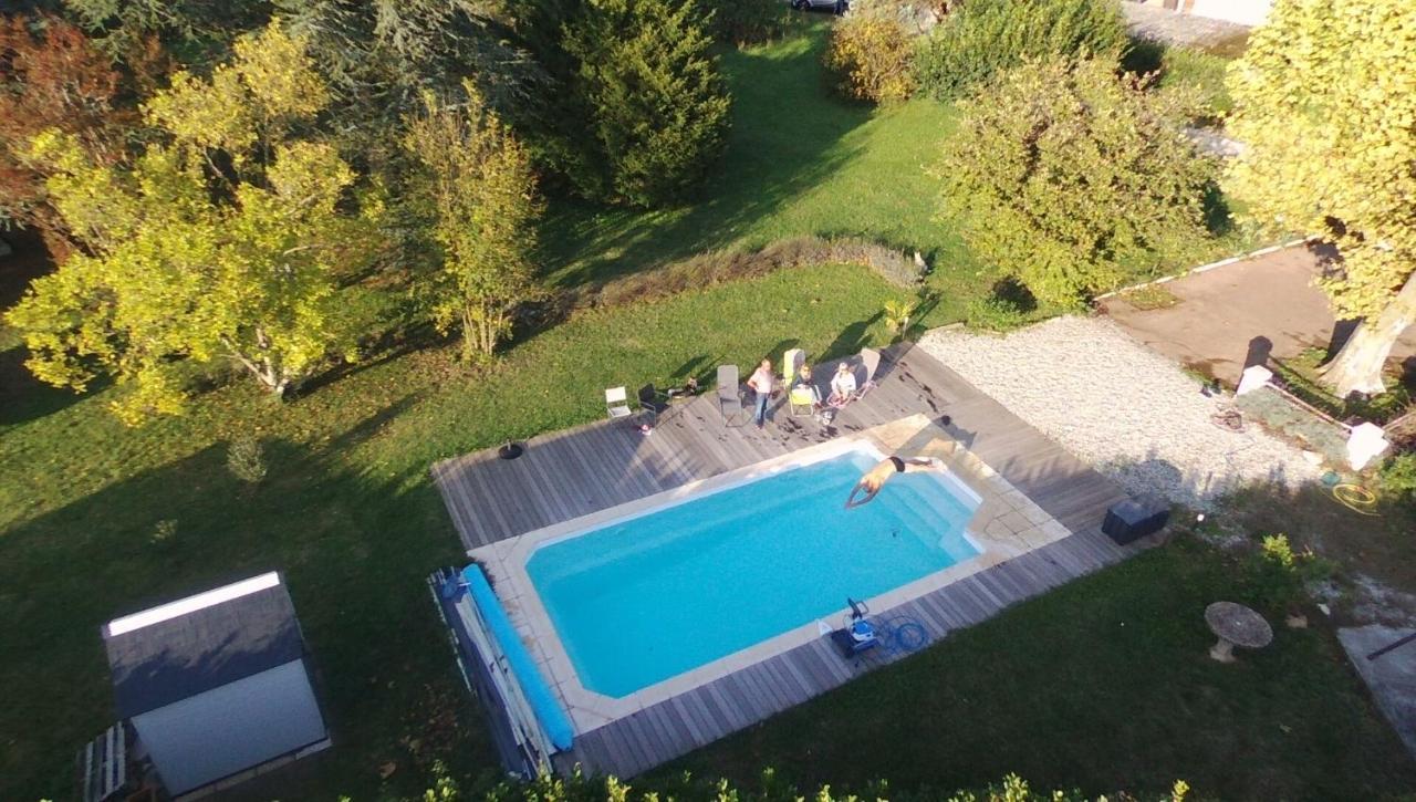 Chambres D'Hotes Le Cedre Bleu Saint-Lattier Екстериор снимка